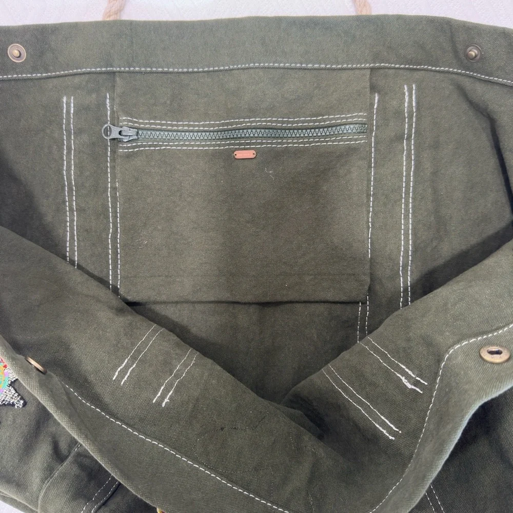 Free People Sea Serpent Weekender Tote Bag Olive Green Canvas NWT $128 - Picture 13 of 14
